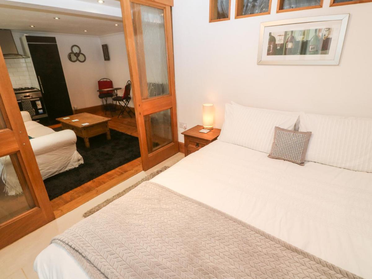 Maia House Apartman Penryn Kültér fotó