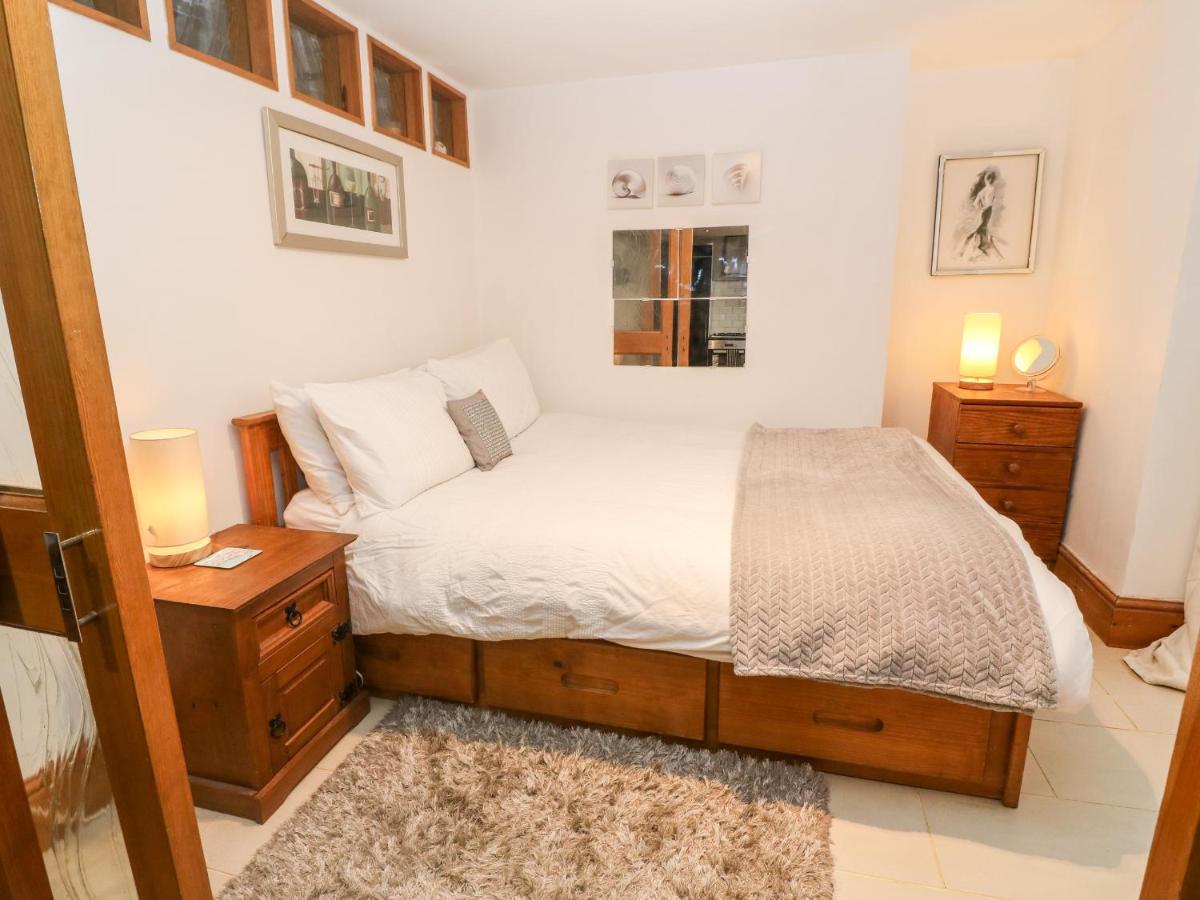 Maia House Apartman Penryn Kültér fotó